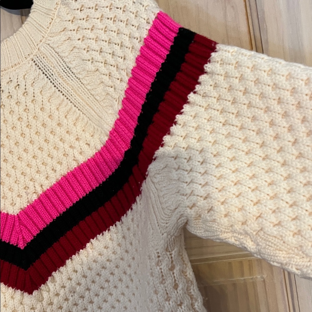 ๐๐ MILLY Small GUC Chevron Knit Sweater - Cream, Pink, and Red - Picture 11 of 13